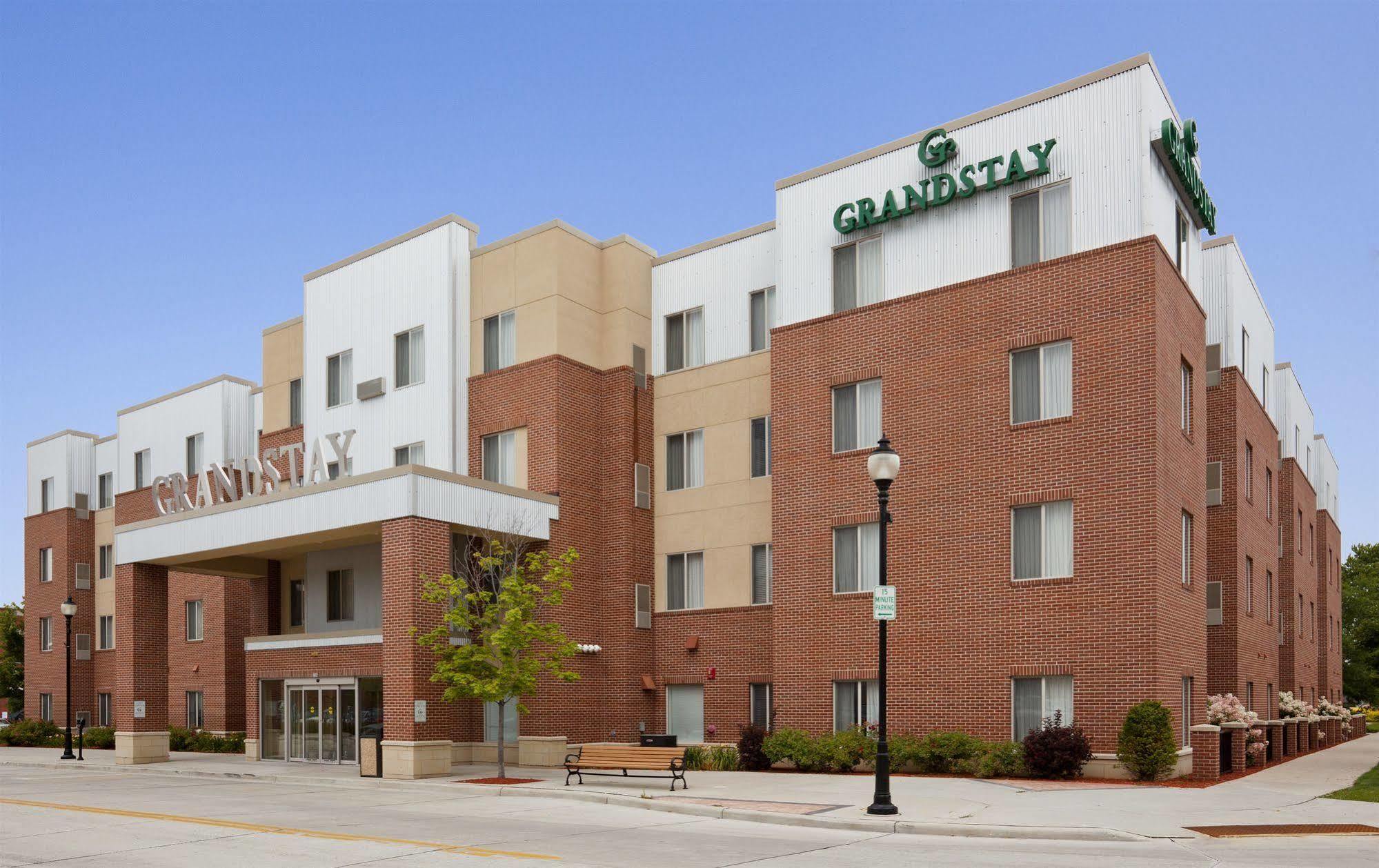 Grandstay Hotel & Suites Downtown Sheboygan Εξωτερικό φωτογραφία