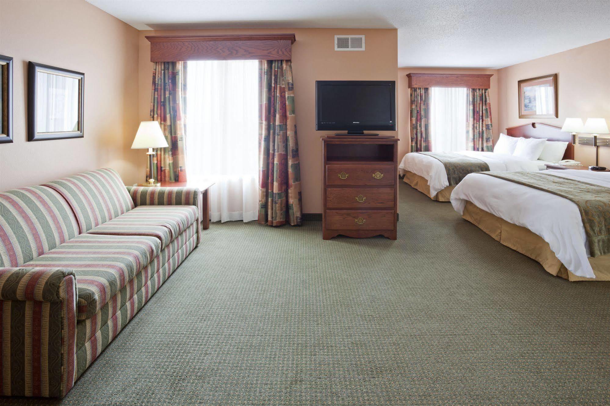 Grandstay Hotel & Suites Downtown Sheboygan Εξωτερικό φωτογραφία
